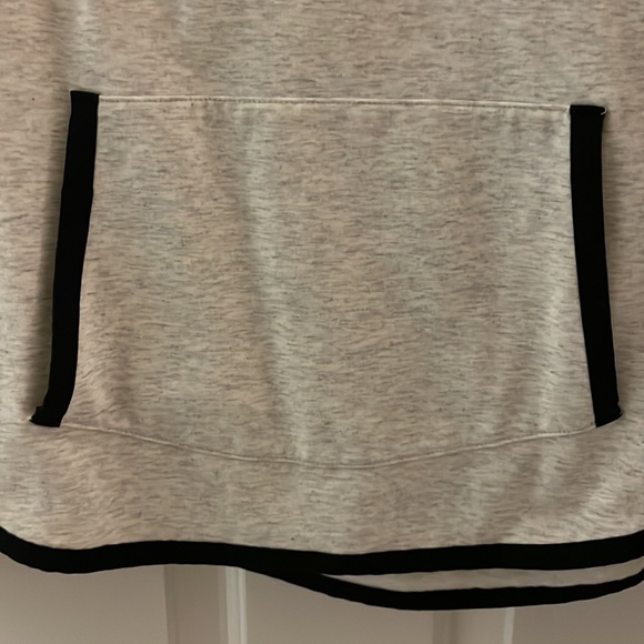 Athleta Sentry cowl-neck hoodie, size extra small - Picture 6 of 16